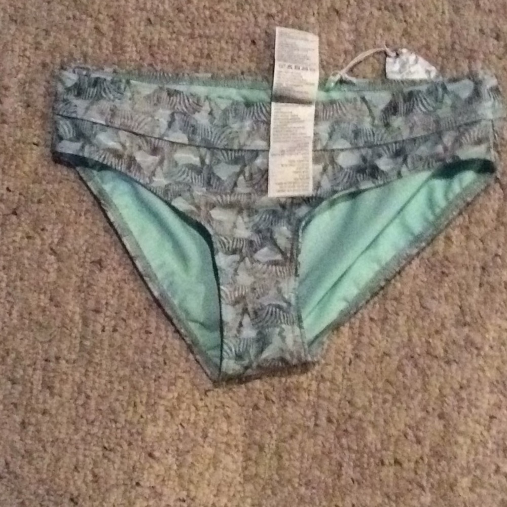 PrAna  Ramba Bottom seaside safari